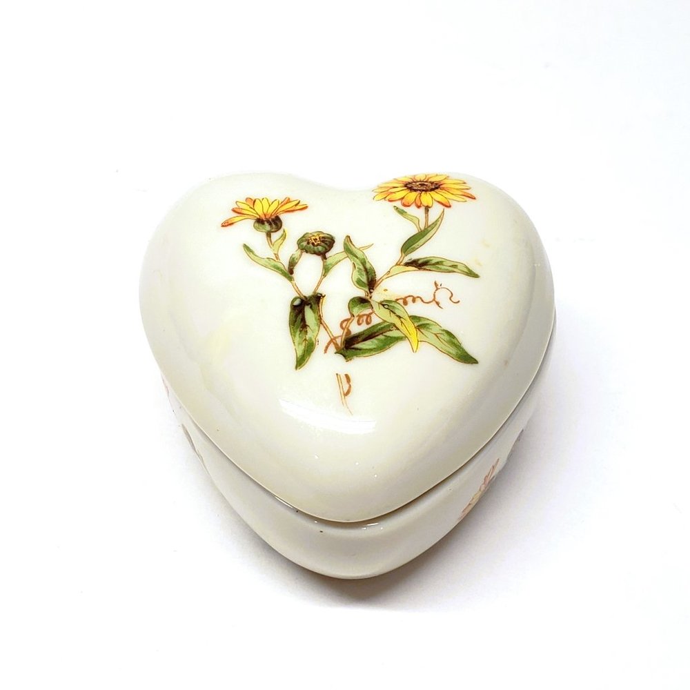Takahashi Trinket Box San Francisco Porcelain Heart Daisy Yellow Flower Japan